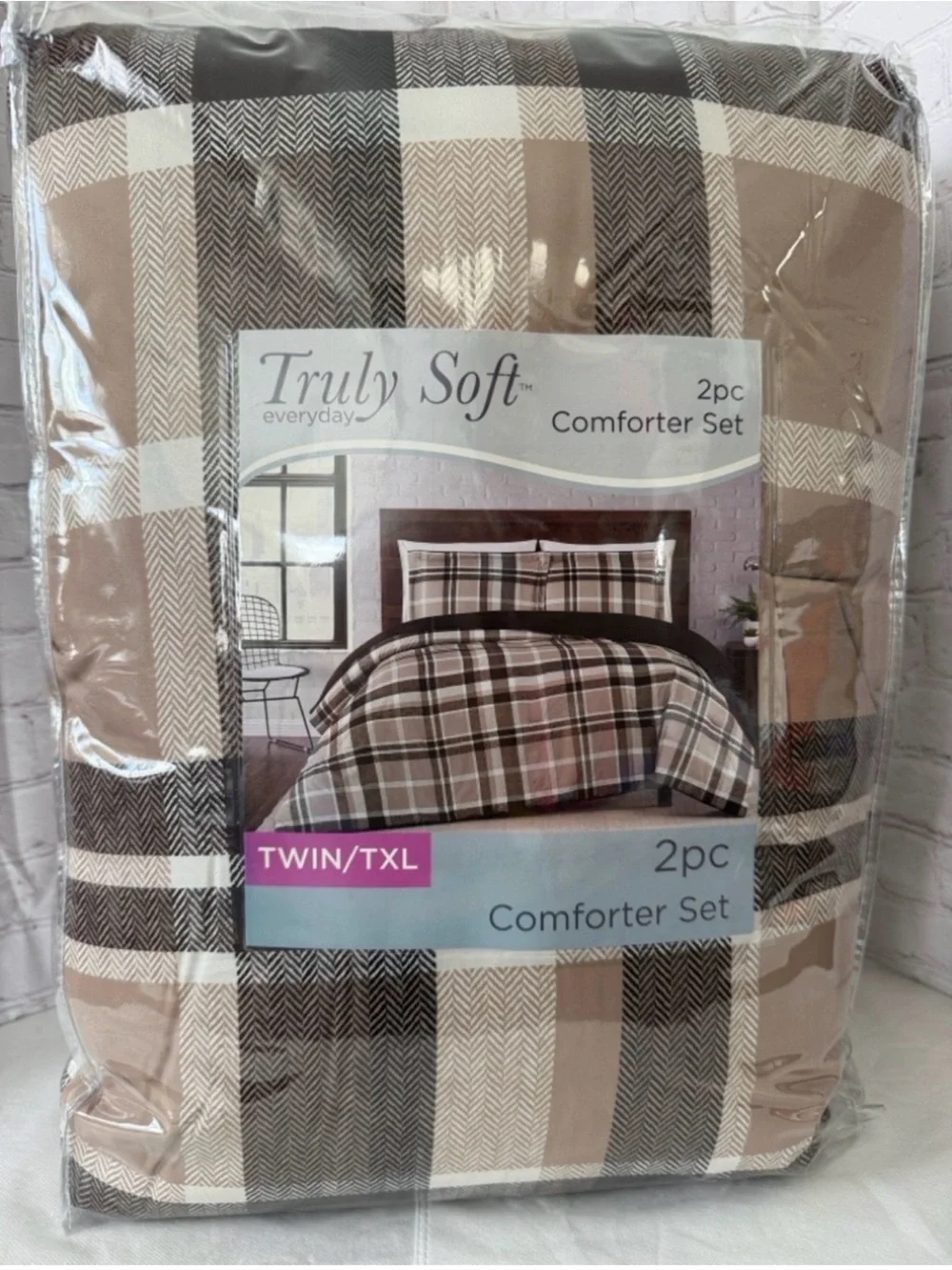 Truly Soft Twin Multi Stripe Comforter and Sham Set Unopened Original Packaging